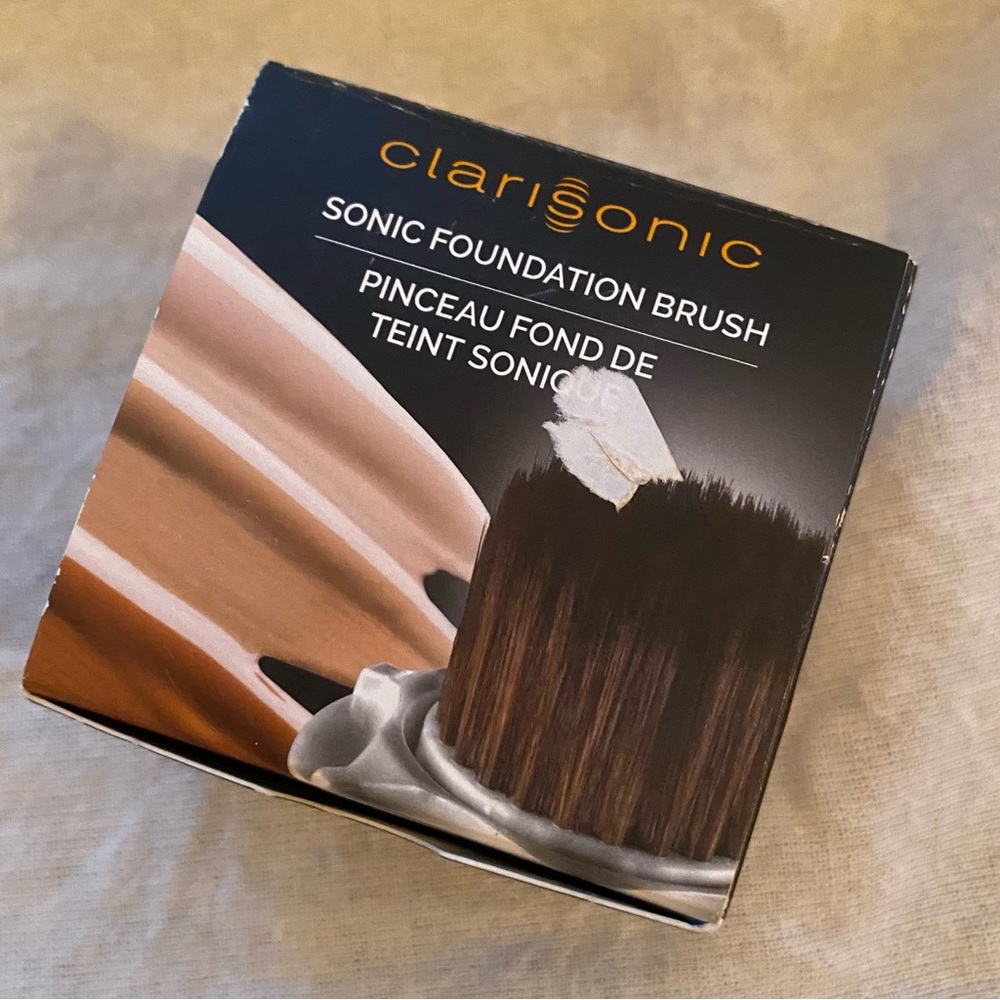 NWT Clarisonic Foundation Brush